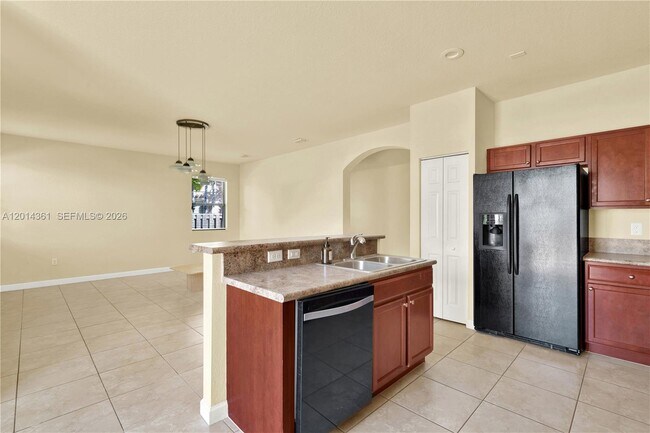 Building Photo - 11924 SW 155th Ct