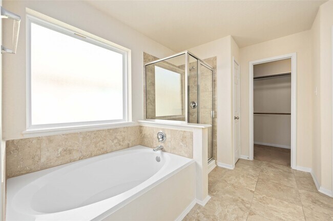 Building Photo - 14547 Myers Dr