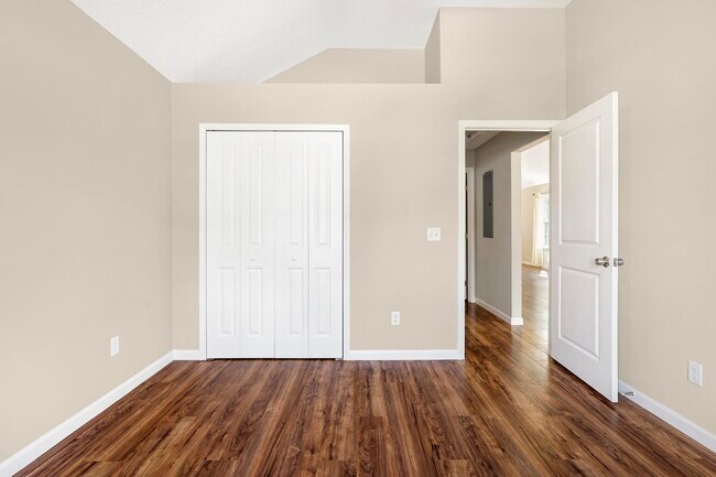 Building Photo - 231 Majorca Rd