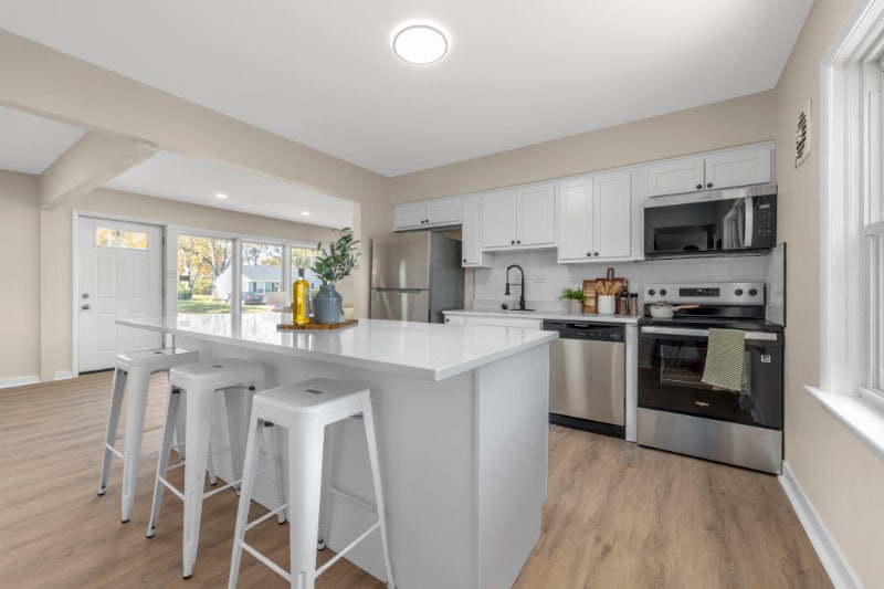 Building Photo - 1210 Gahan Dr