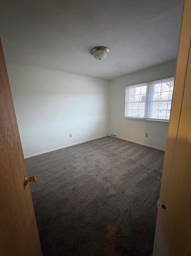 Building Photo - 4801/4803 SW 14th Street