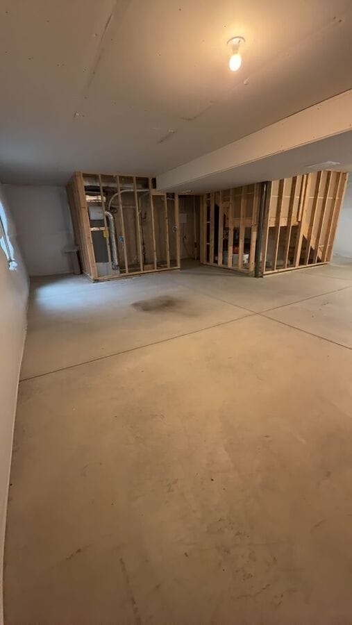 Building Photo - 10092 Moorcroft Dr