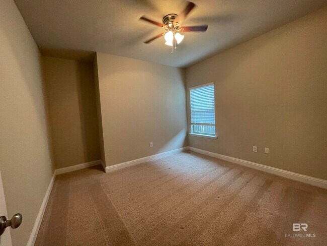 Building Photo - 31849 Calder Ct