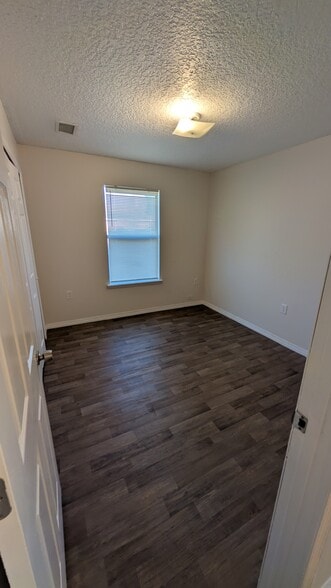 Building Photo - 7594 Taylor Field Rd