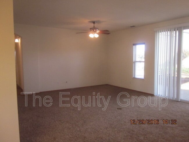 Building Photo - 1100 S Rio Linda St