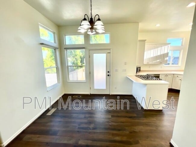 Building Photo - 2815 W 1375 N