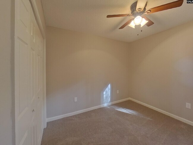 Building Photo - 1 Tomafield Ct