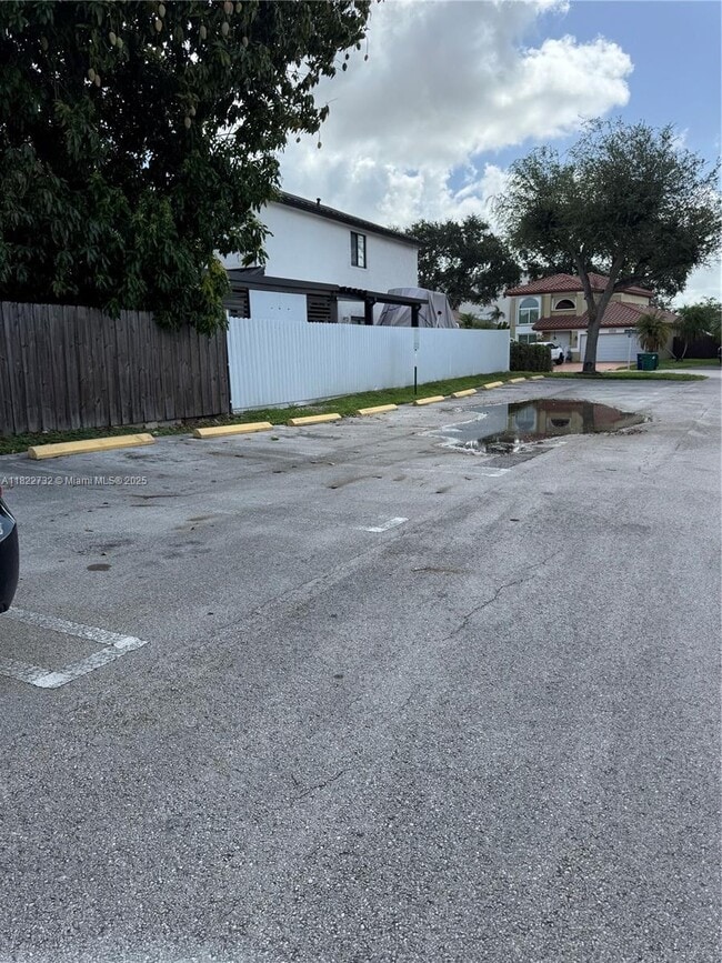 Building Photo - 8248 NW 195th Terrace