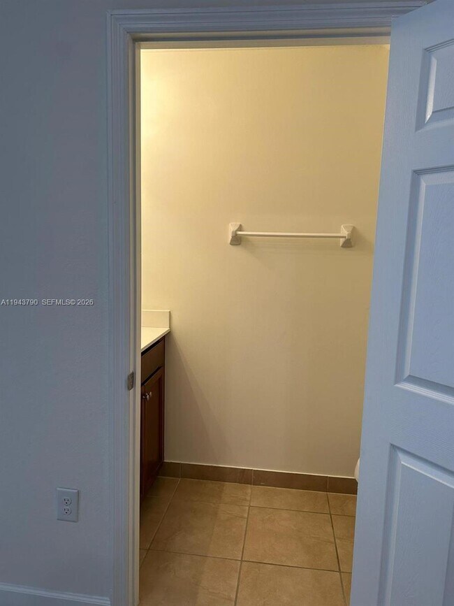 Building Photo - 9332 W 33rd Ln