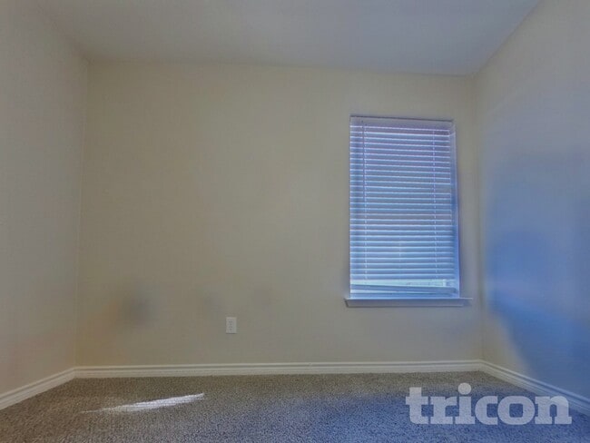 Building Photo - 812 San Felipe Trail