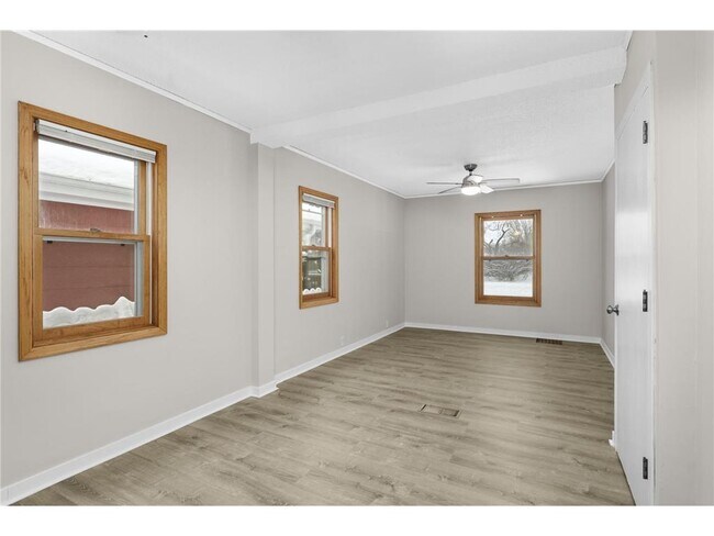 Building Photo - 3744 Perry Ave N