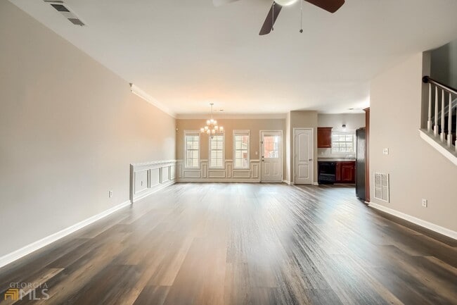 Building Photo - 2171 Waterford Park Dr