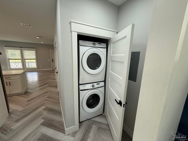 Building Photo - 1011 N K St