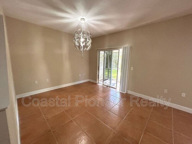Building Photo - 6211 Ashbury Palms Dr