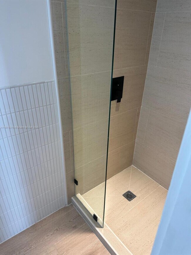 Building Photo - 177 NE 44th St