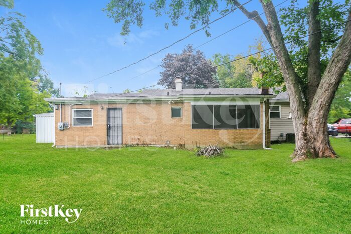 Building Photo - 5730 Laurel Hall Dr