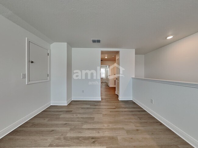 Building Photo - 6622 Atlantic Bch Ave