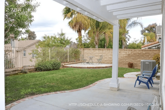 Building Photo - 27841 Bloomfield Ct