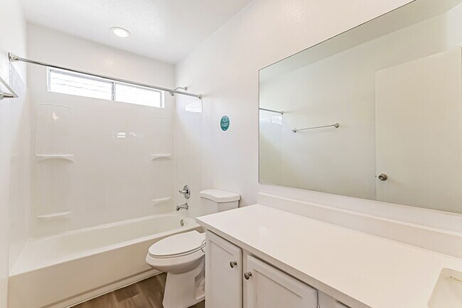 Building Photo - 3410 W Frankfurt Dr