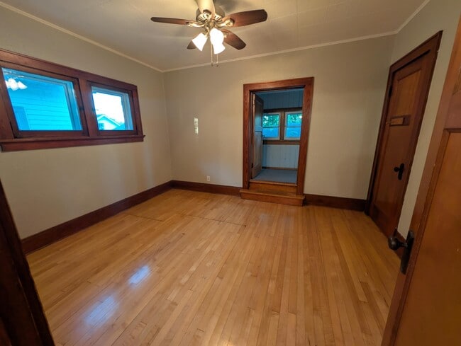 Building Photo - 1418 N 57th St