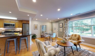 Building Photo - 201 Ellery Ct