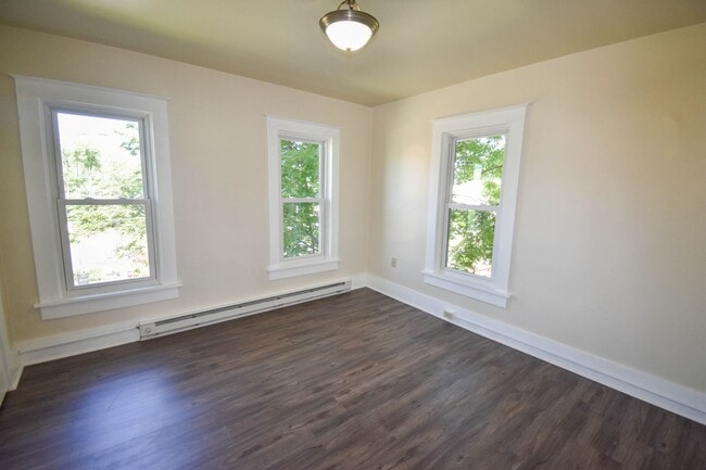 Building Photo - RAPLU155