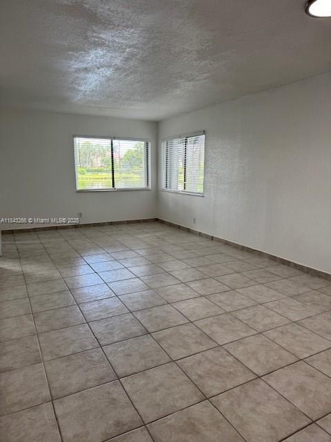 Building Photo - 153 Lakeview Dr