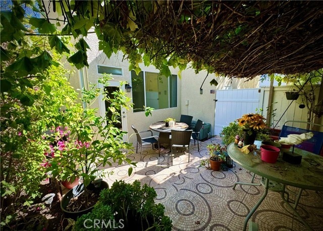 Building Photo - 32 Melrose Dr