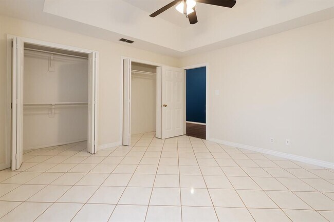 Building Photo - 3482 Chablis Dr