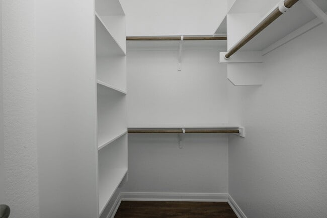 Building Photo - Beautifully designed and thoughtfully maintained duplex