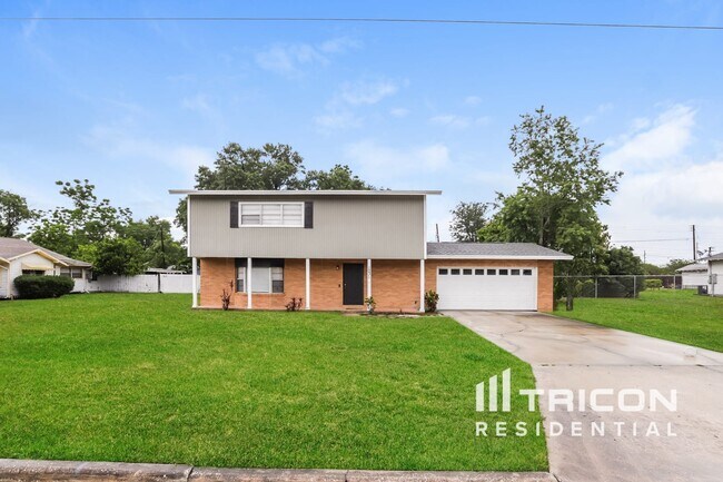 Primary Photo - 1231 W 9th St