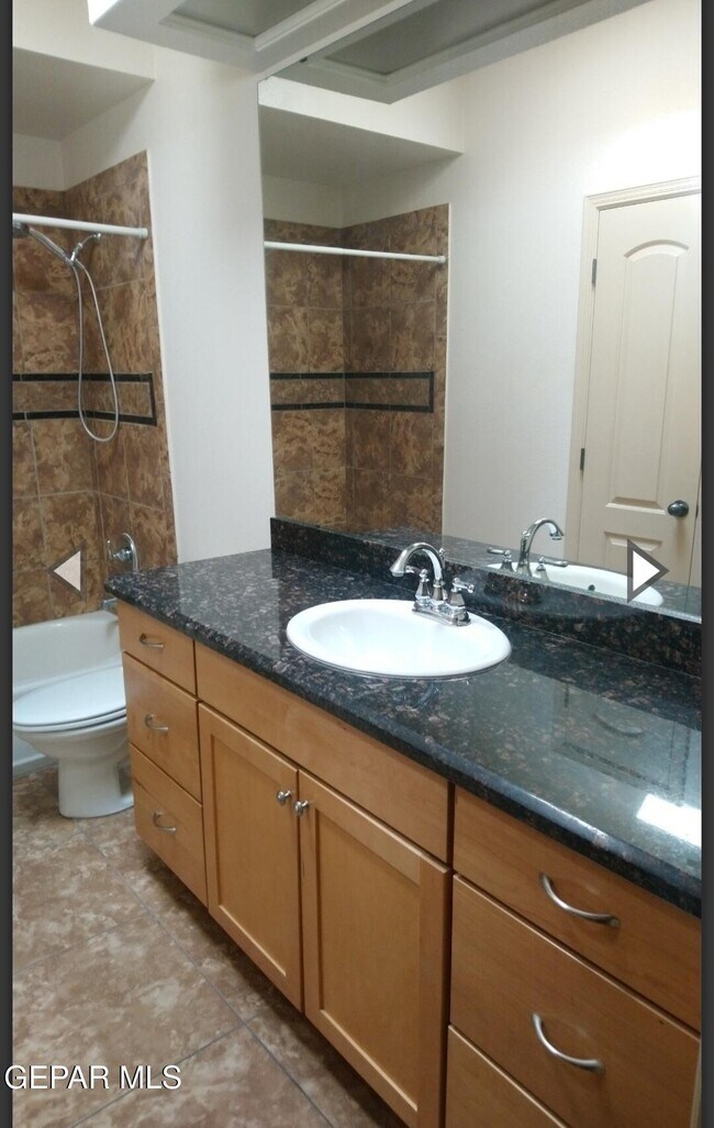 Building Photo - 6700 Cabana Del Sol Dr