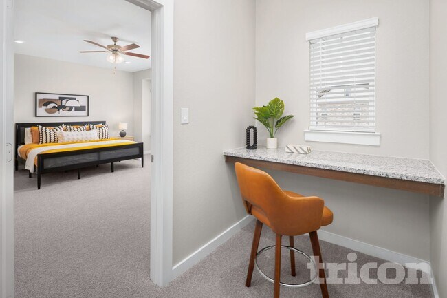 Building Photo - 2281 E Miller Rd