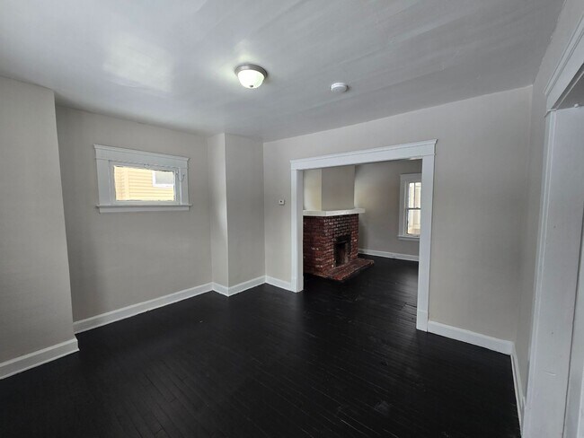Building Photo - SECTION 8 and EDEN Accepted! Newly Renovated 3BR Home Now Available in Cleveland!!