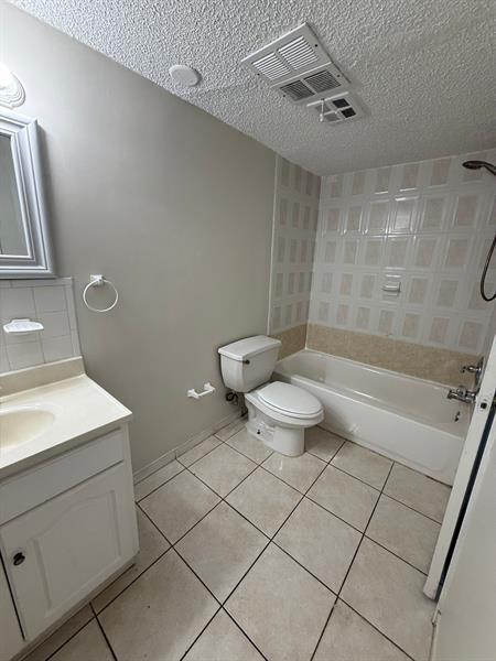 Building Photo - 2060 NW 81st Ave