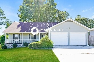 Building Photo - 3 Bedroom Pet-Friendly Home in Riverdale, GA with Main Street Renewal