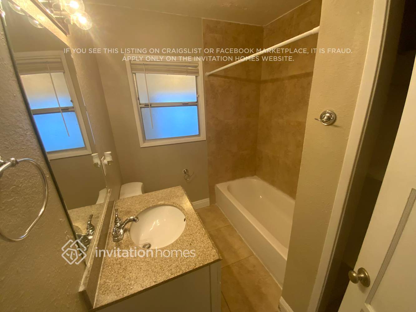 Building Photo - 2728 Harvey Way