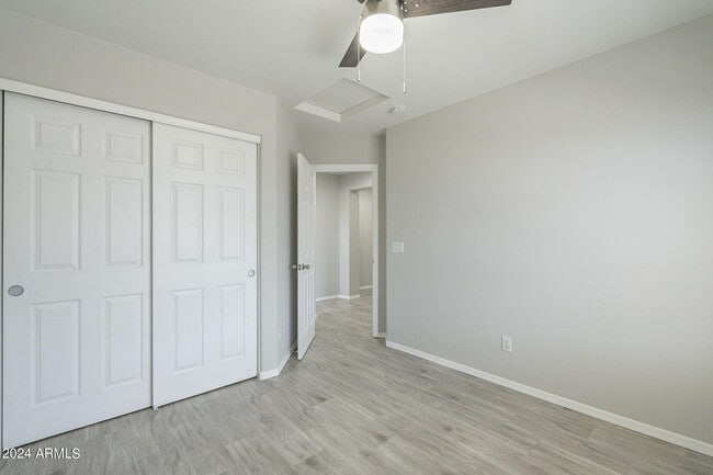 Building Photo - 6326 W El Cortez Pl