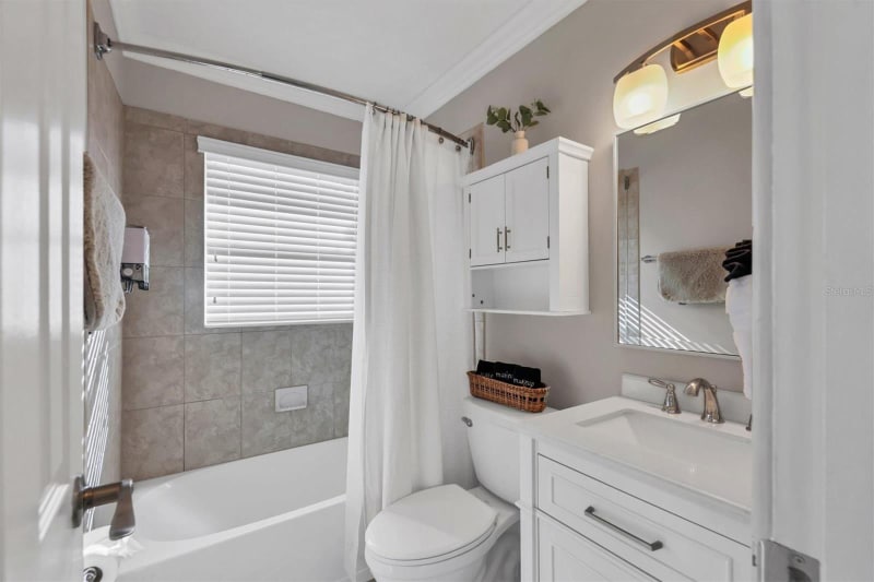 Building Photo - 1711 Marilyn Ave