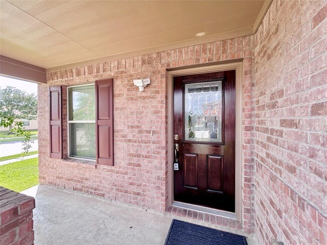 Building Photo - 803 Sweet Flower Dr