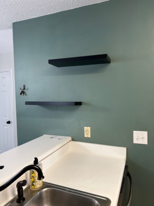 Building Photo - 5050 Lamppost Cir