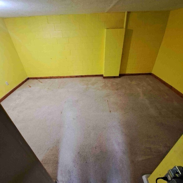 Building Photo - 1106 Stack Ave