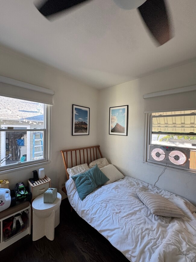 Building Photo - 282 E 51st St