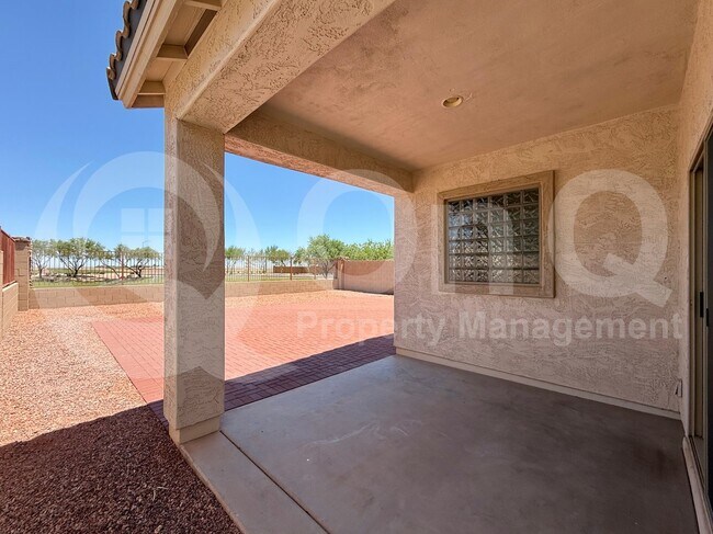 Building Photo - 38032 W Vera Cruz Dr