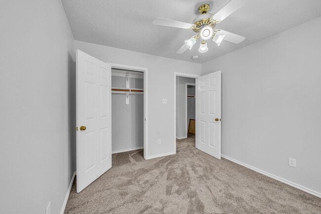 Building Photo - 5418 Timber Quail Dr