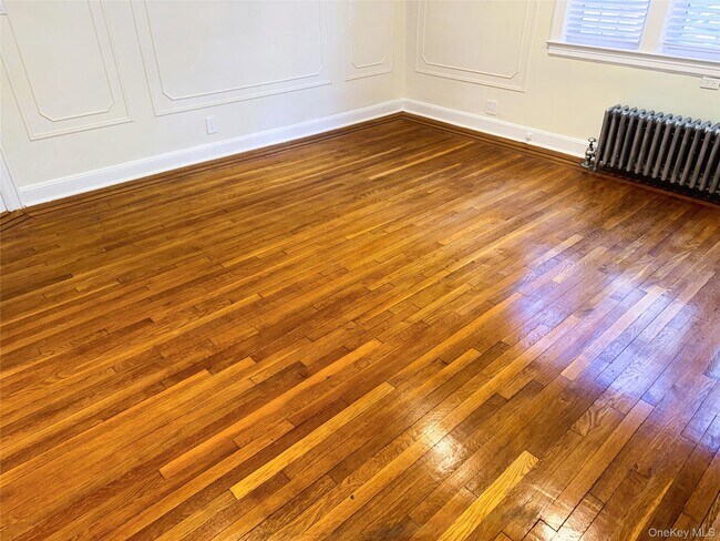 Building Photo - 48-43 44th St