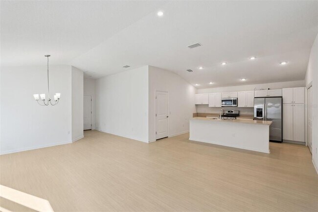 Building Photo - 7548 Kuenher Ct