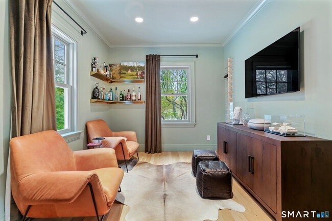 Building Photo - 3 Riverview Rd