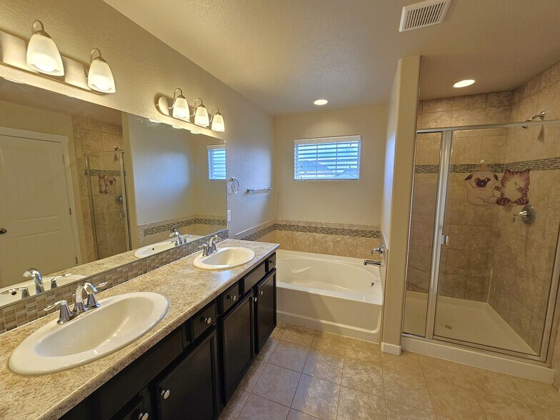 Building Photo - 5120 Adana Dr