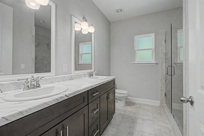 Building Photo - 4482 River Breeze Ln